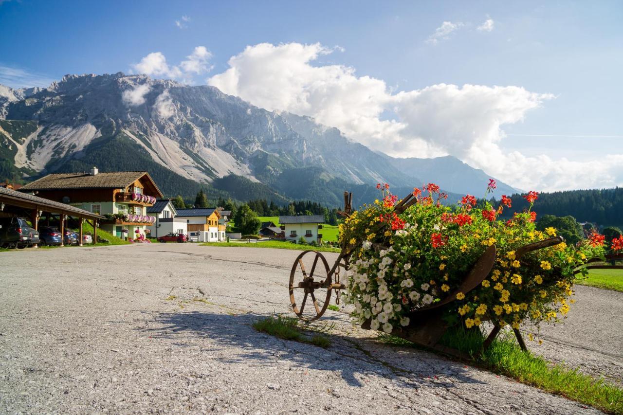 Hotel Tischlbergerhof Ramsau am Dachstein Ngoại thất bức ảnh